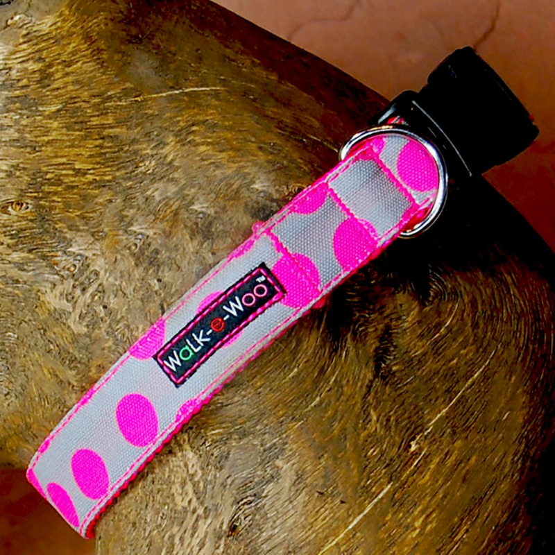 Walk-e-Woo Polka Dot Collar | Neon Pink on Grey | Peticular